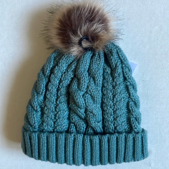 Timberland Accessories - Timberland Heavy Cable Knit PomPom Beanie with Fleece Lining NWT